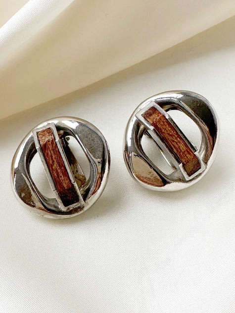 Zilveren clip oorbellen met houten detail