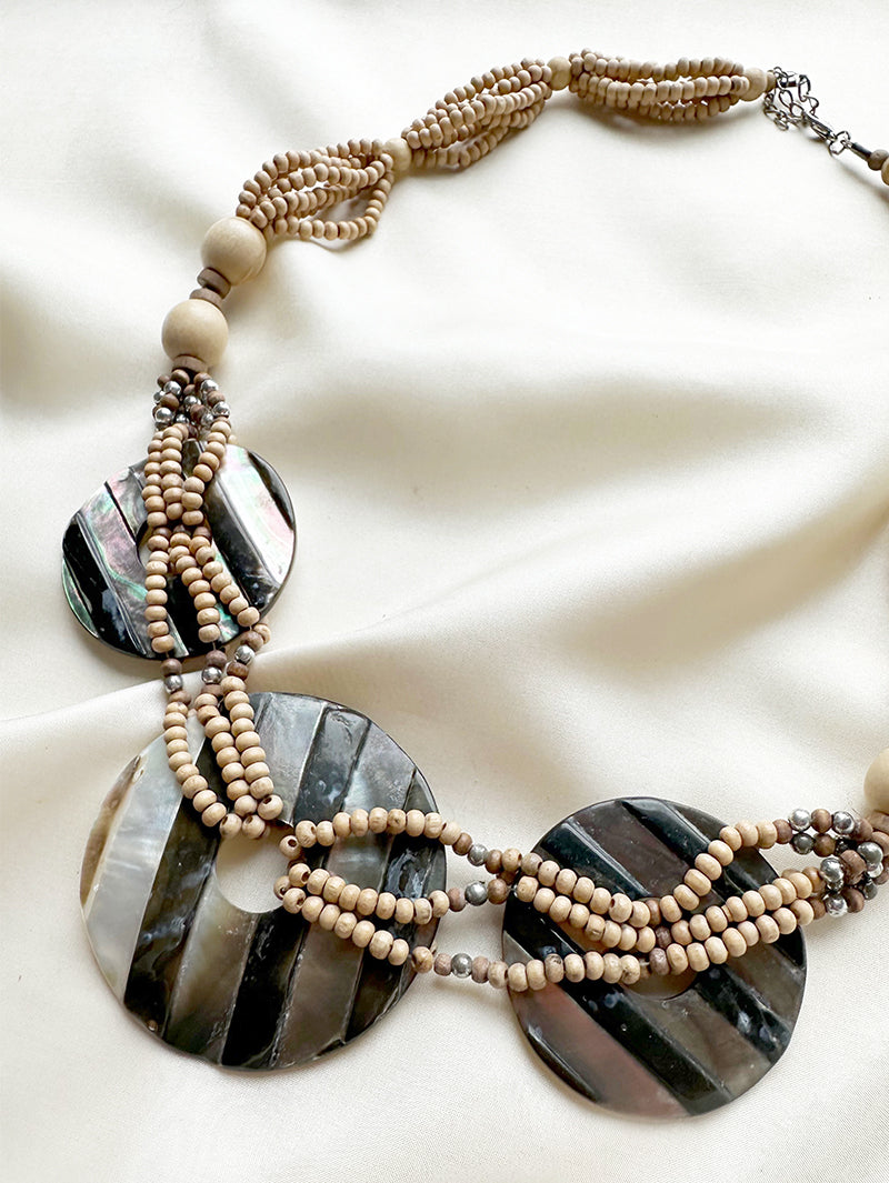 Chunky ketting met parelmoer