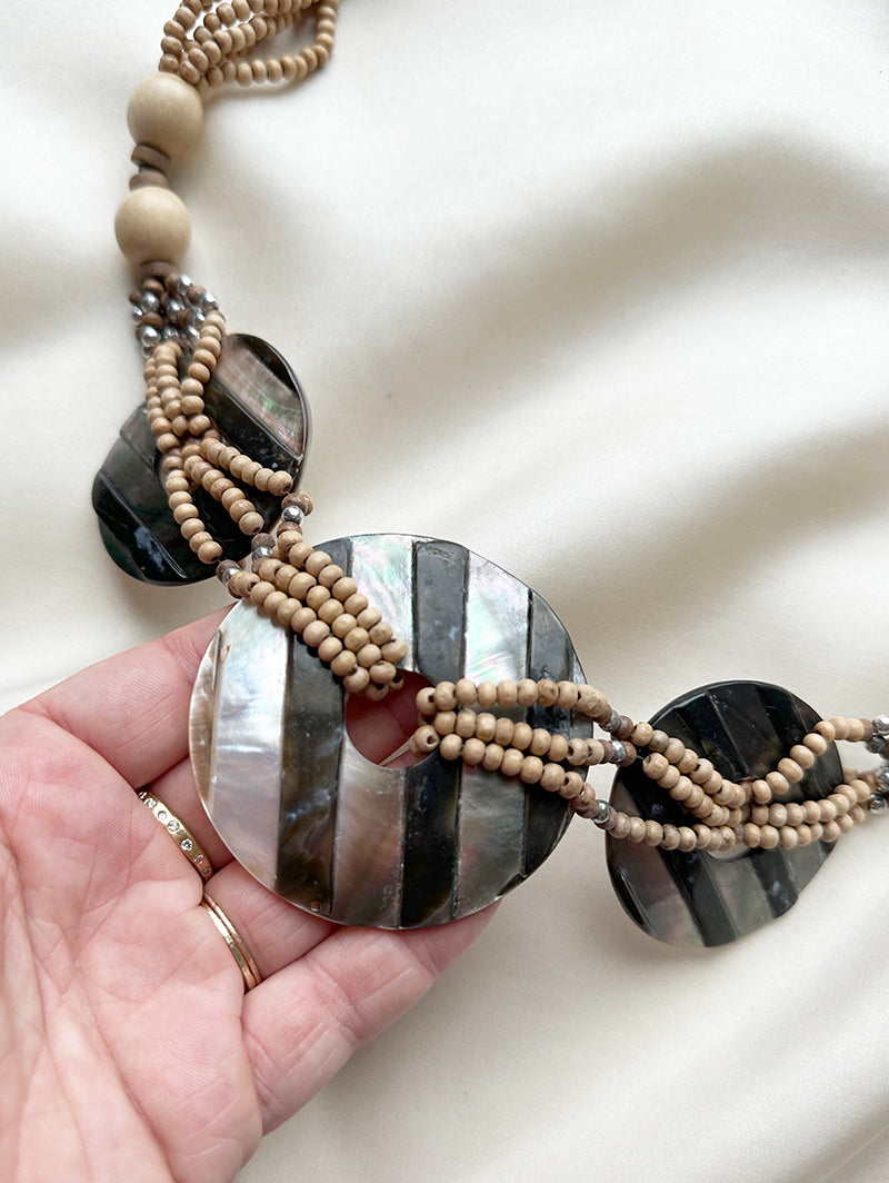 Chunky ketting met parelmoer