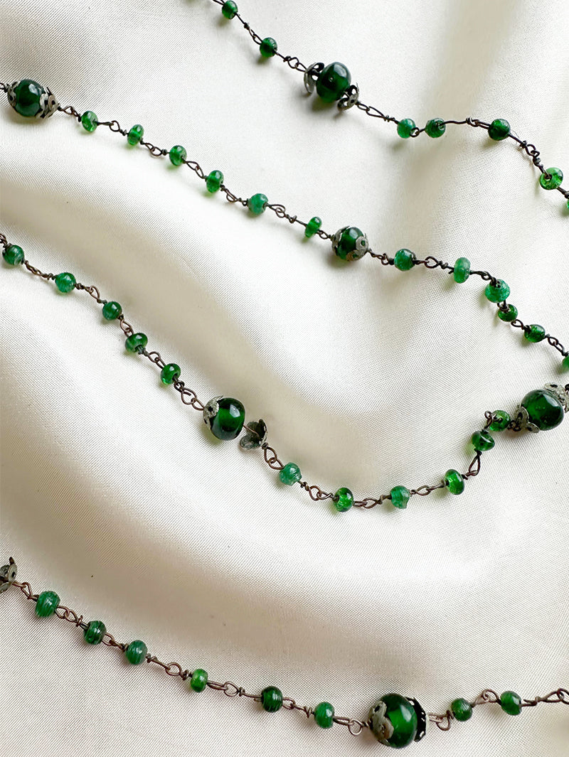 Lange groene ketting