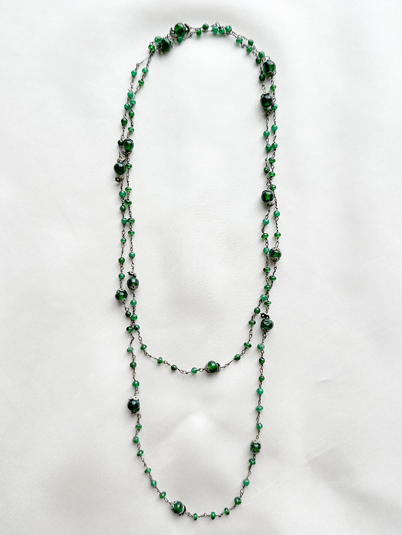 Lange groene ketting