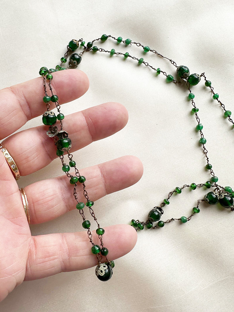 Lange groene ketting