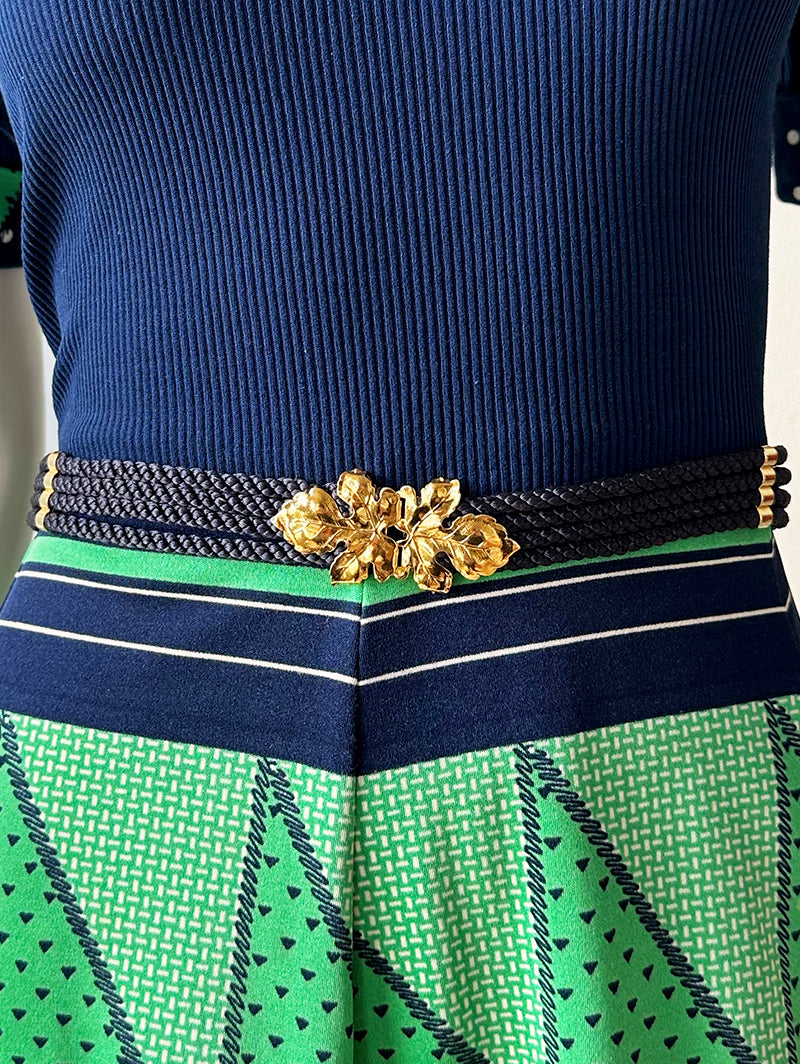 Donkerblauwe ceintuur met gouden blaadjes