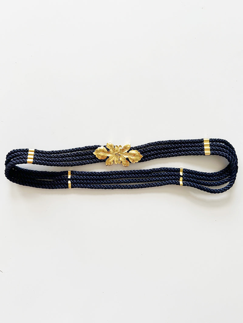 Donkerblauwe ceintuur met gouden blaadjes