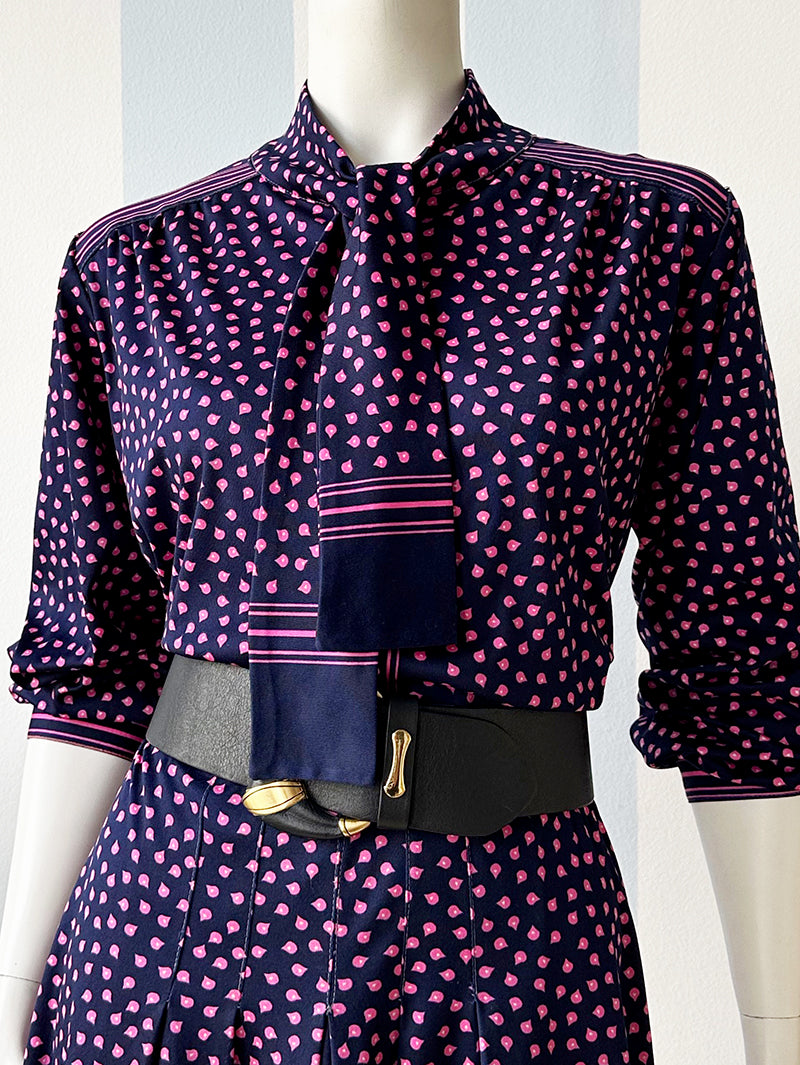 Donkerblauw/roze strikjurk