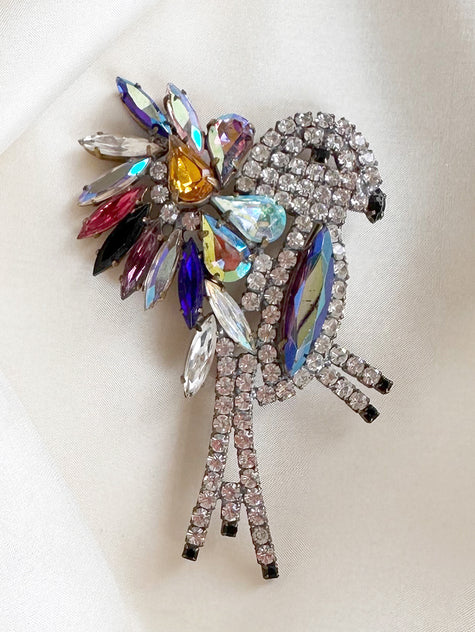Kristalglazen vogel broche
