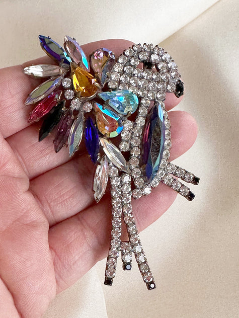 Kristalglazen vogel broche