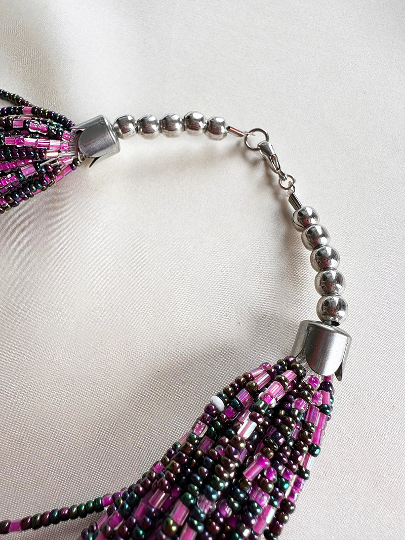 Gelaagde ketting met kleine glaskraaltjes