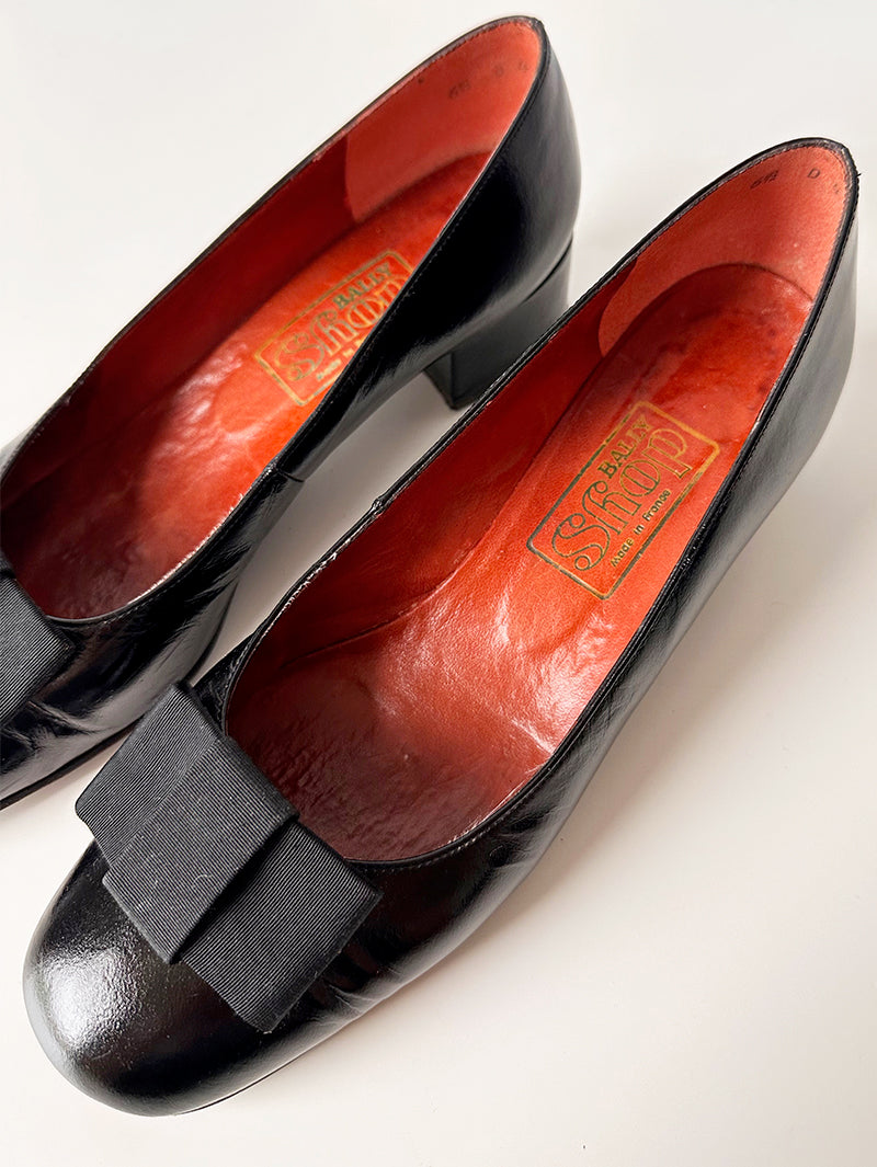 Zwarte lakleren hakschoenen | 39