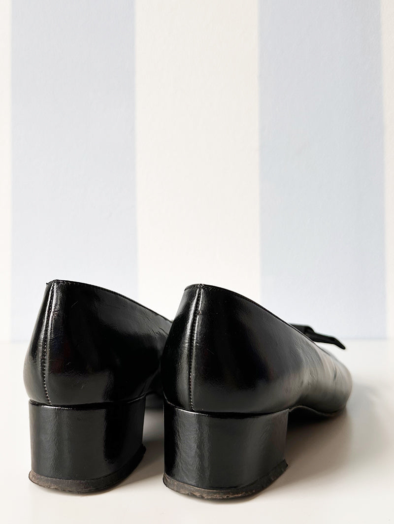Zwarte lakleren hakschoenen | 39