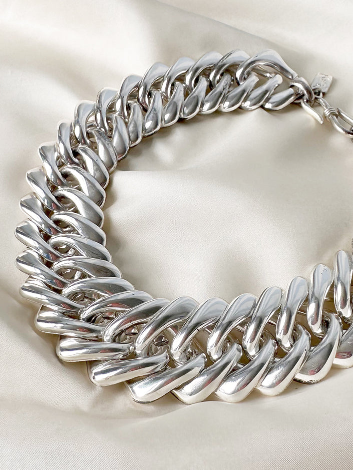 Verzilverde chunky designer choker
