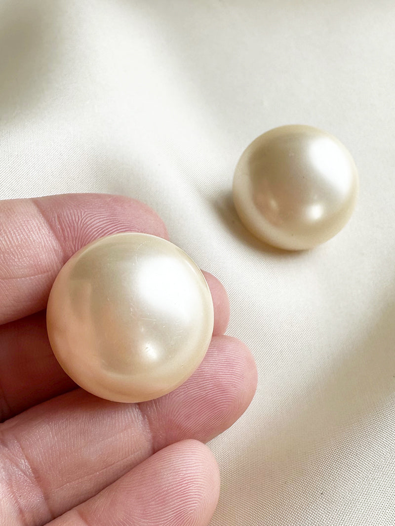 Ronde faux parel clip oorbellen