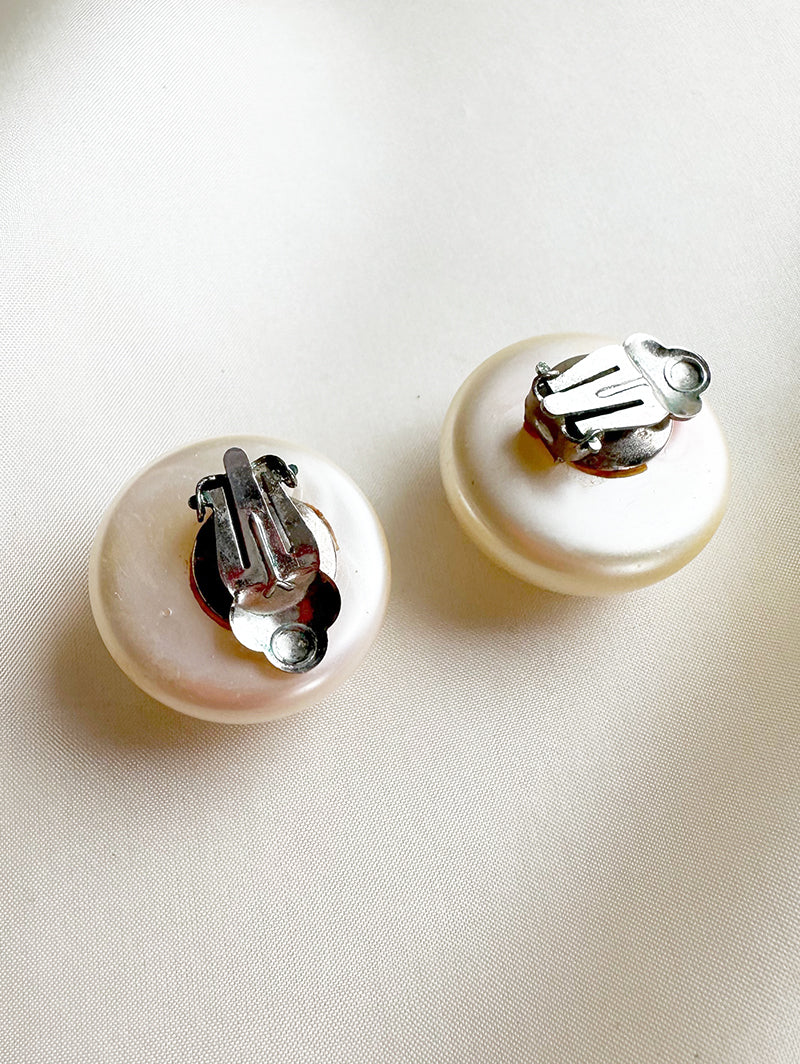 Ronde faux parel clip oorbellen