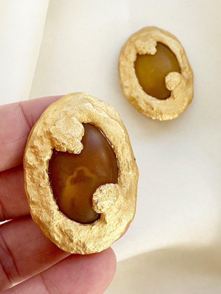 Grote ovale vergulde oorbellen