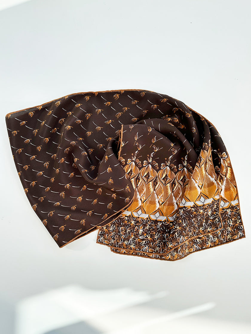 Lange zijden designersjaal