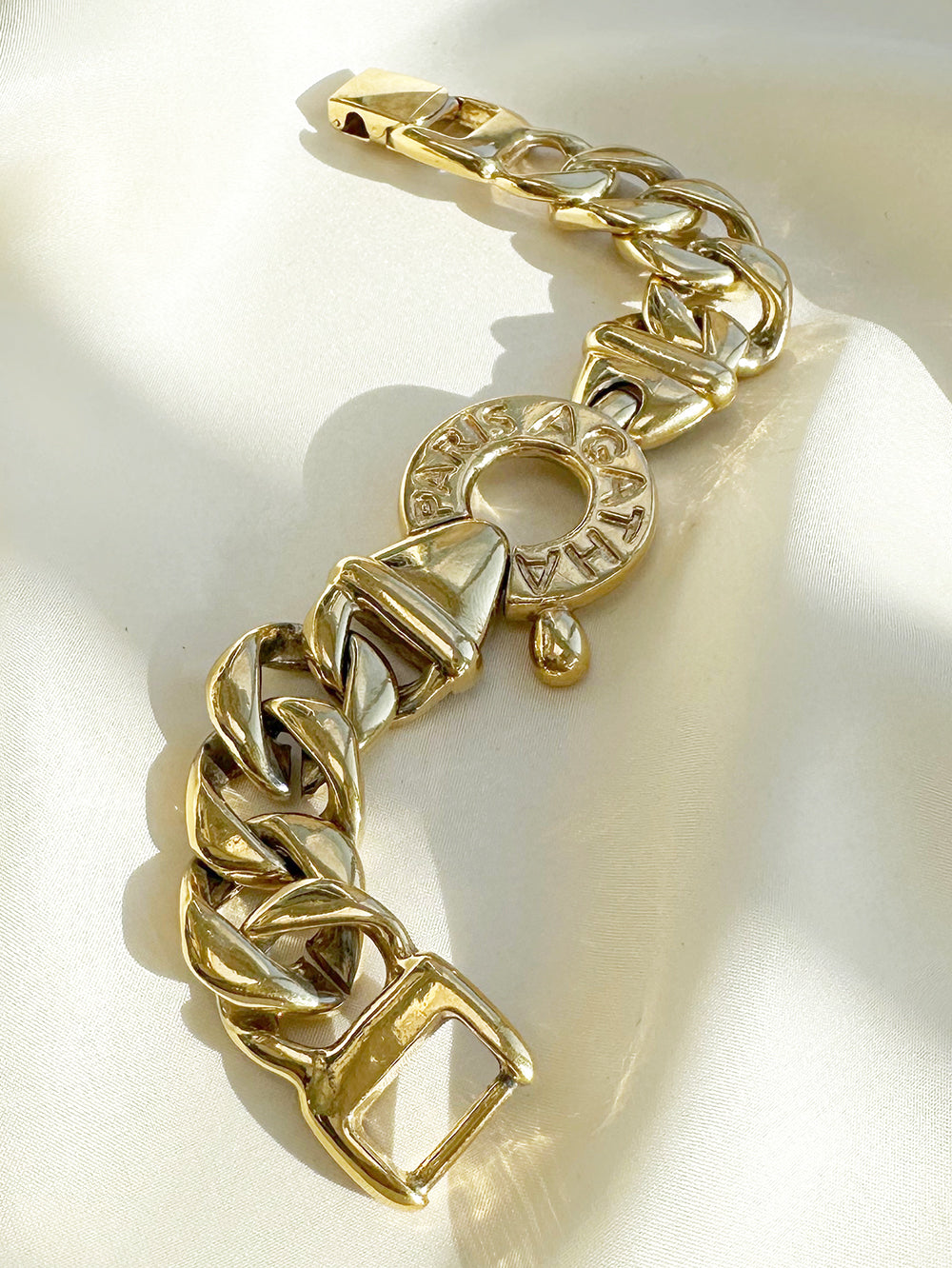 Vergulde chunky designer armband