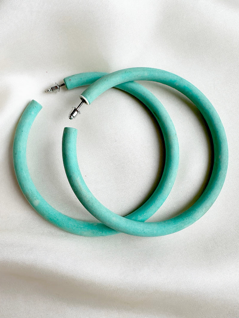 80s grote turquoise oorringen