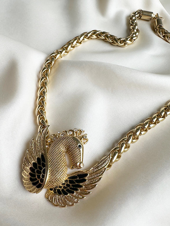 Pegasus vergulde designer collier
