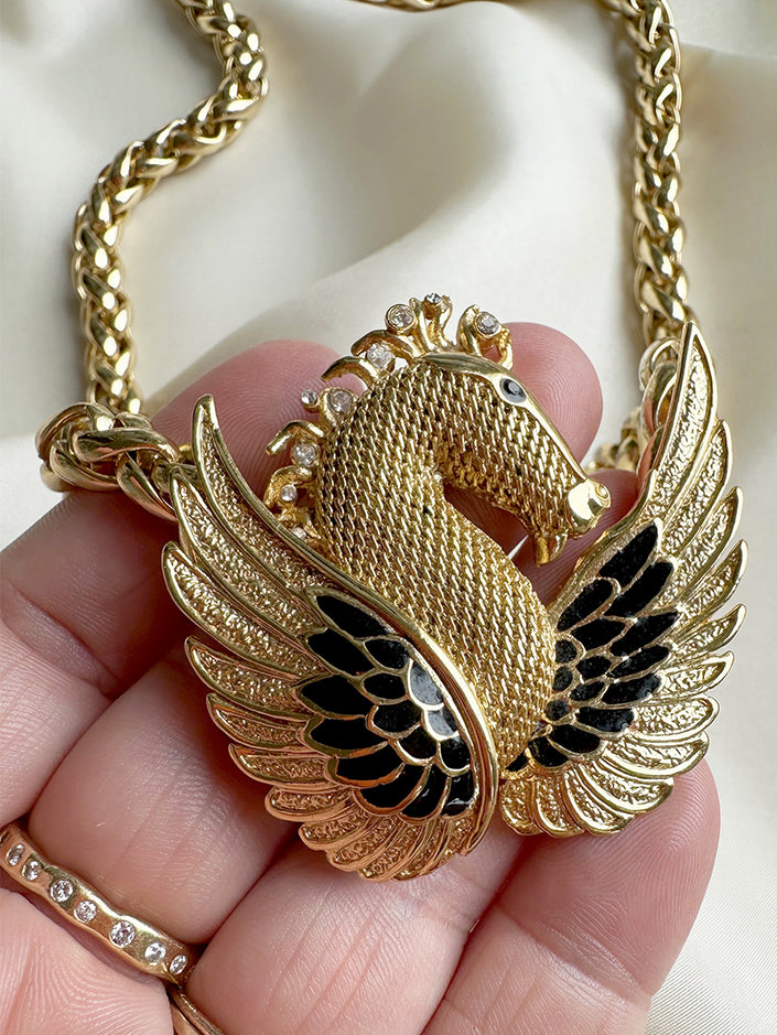 Pegasus vergulde designer collier