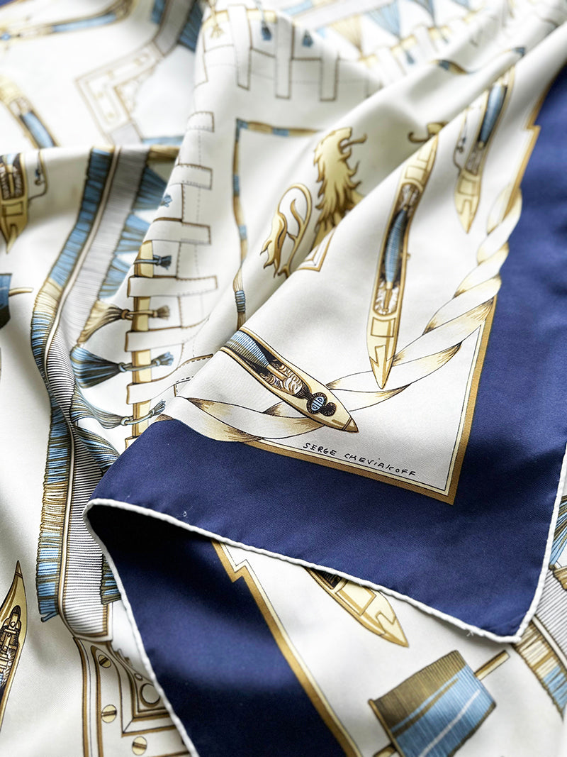 Zijden designer sjaal met schietspoelen