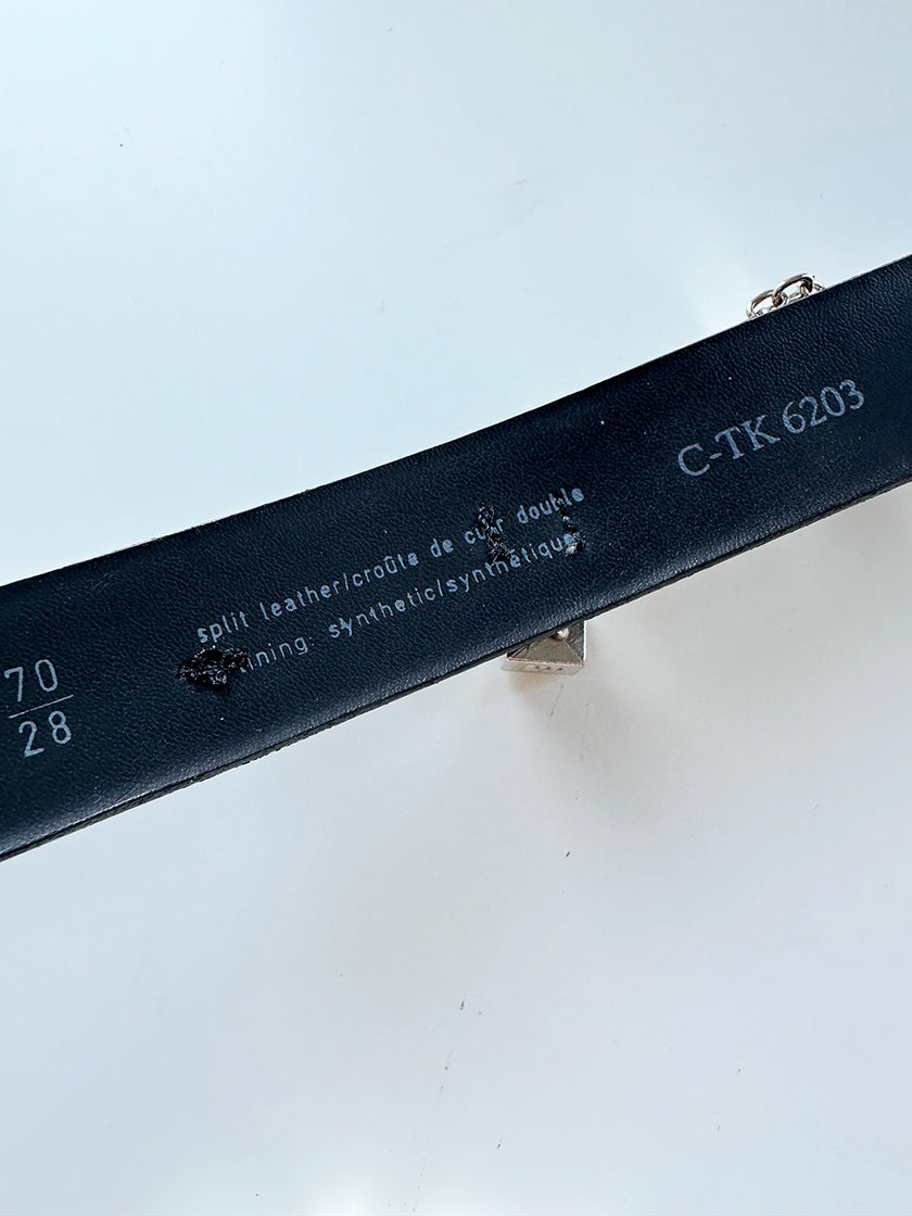 Zwart leren ceintuurtje