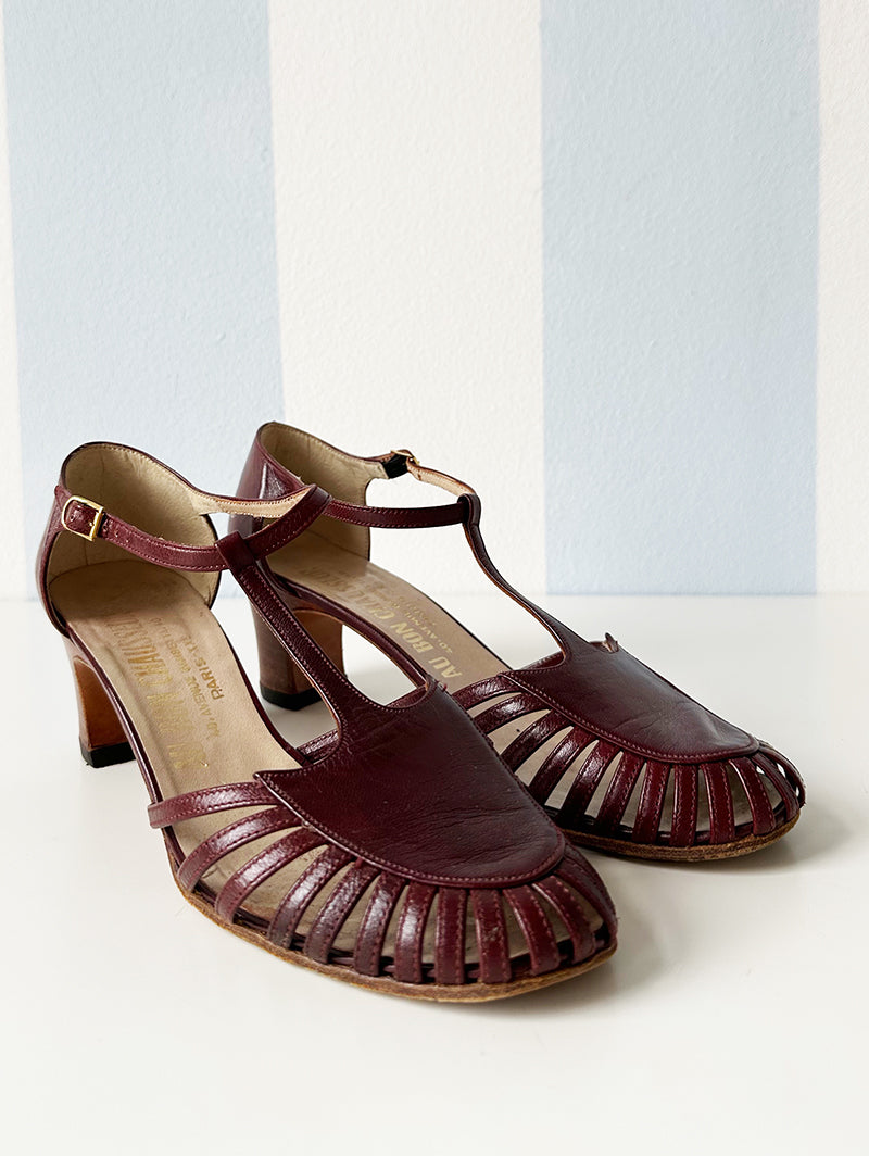 Bordeauxrode vintage leren pumps