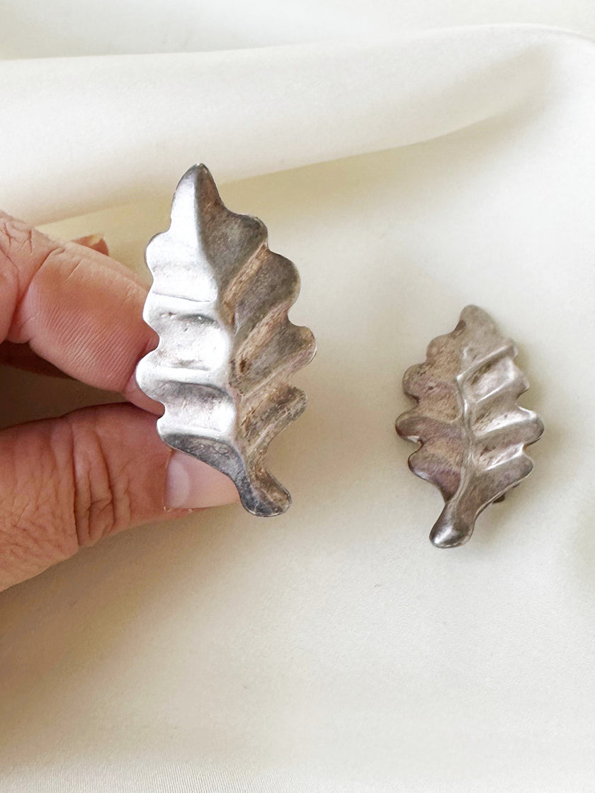 Zilveren blaadjes clip oorbellen