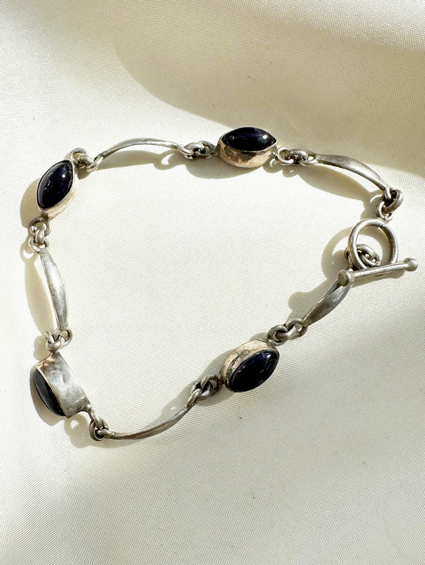 Zilveren armband met amethist