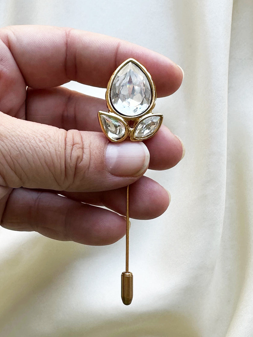 Vergulde designer dasspeld