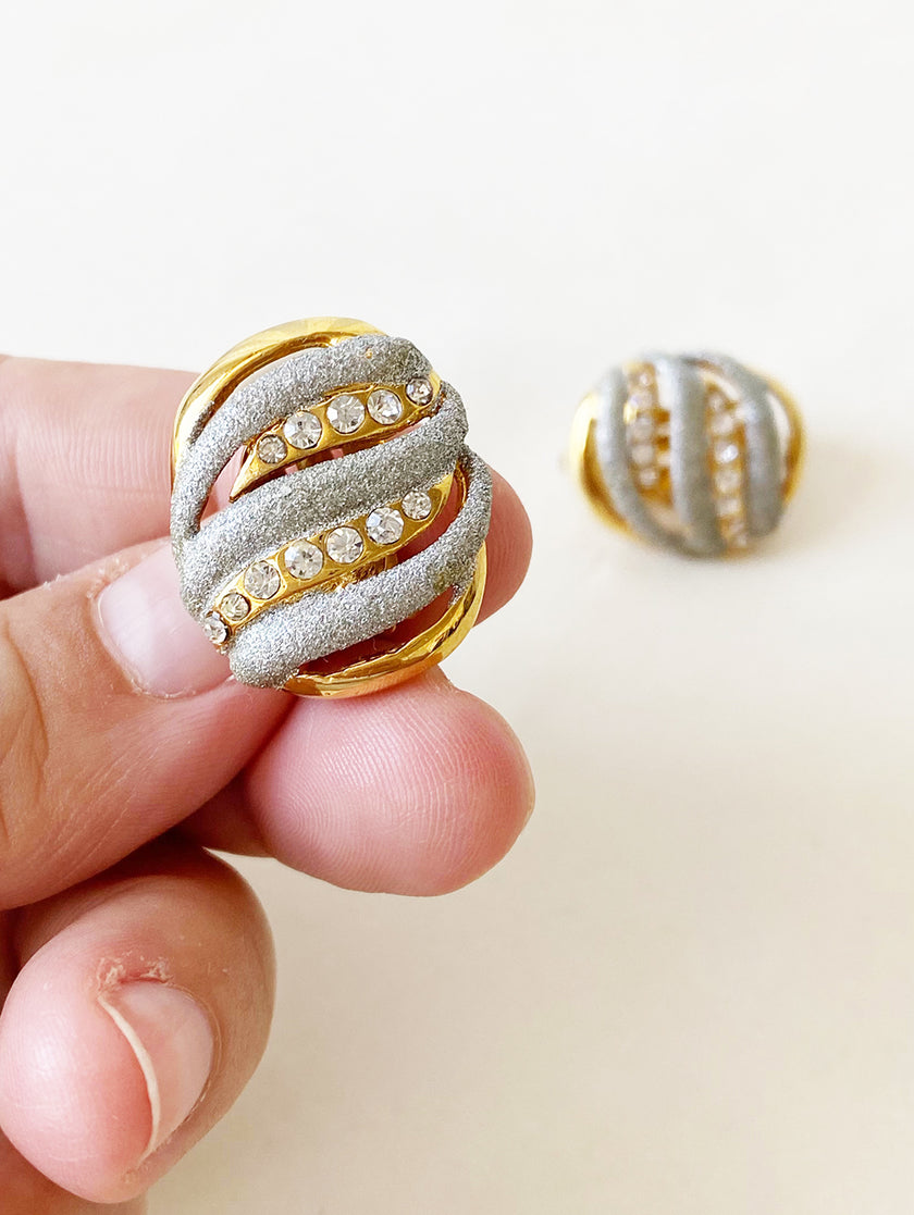 Gouden glitter & strass clip oorbellen