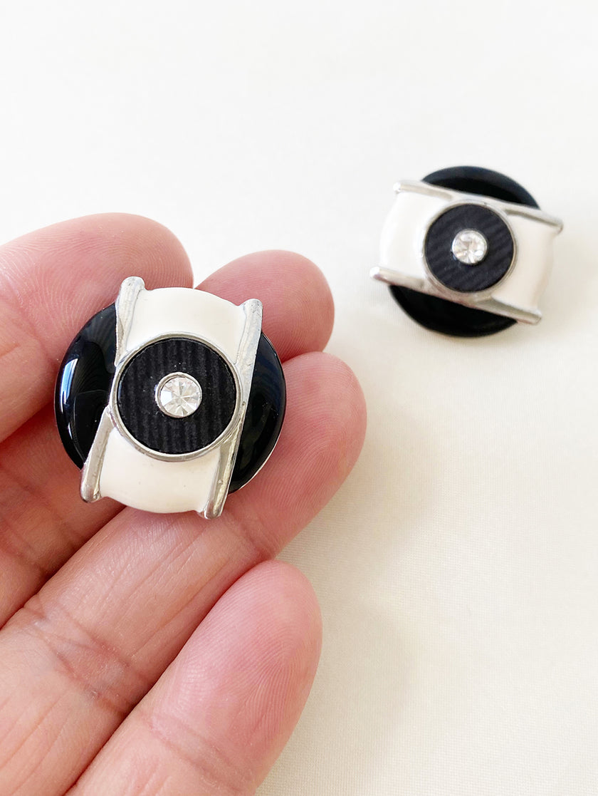 Zwart/witte 60s Mod clip oorbellen