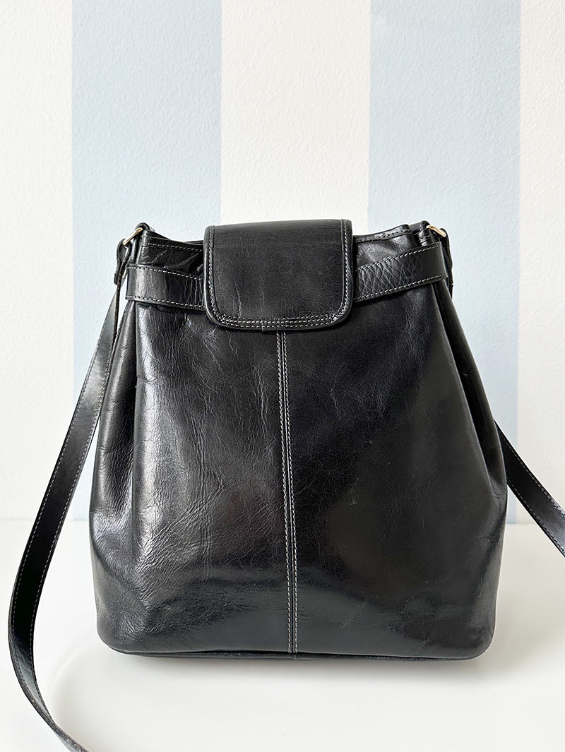 Zwarte leren buideltas