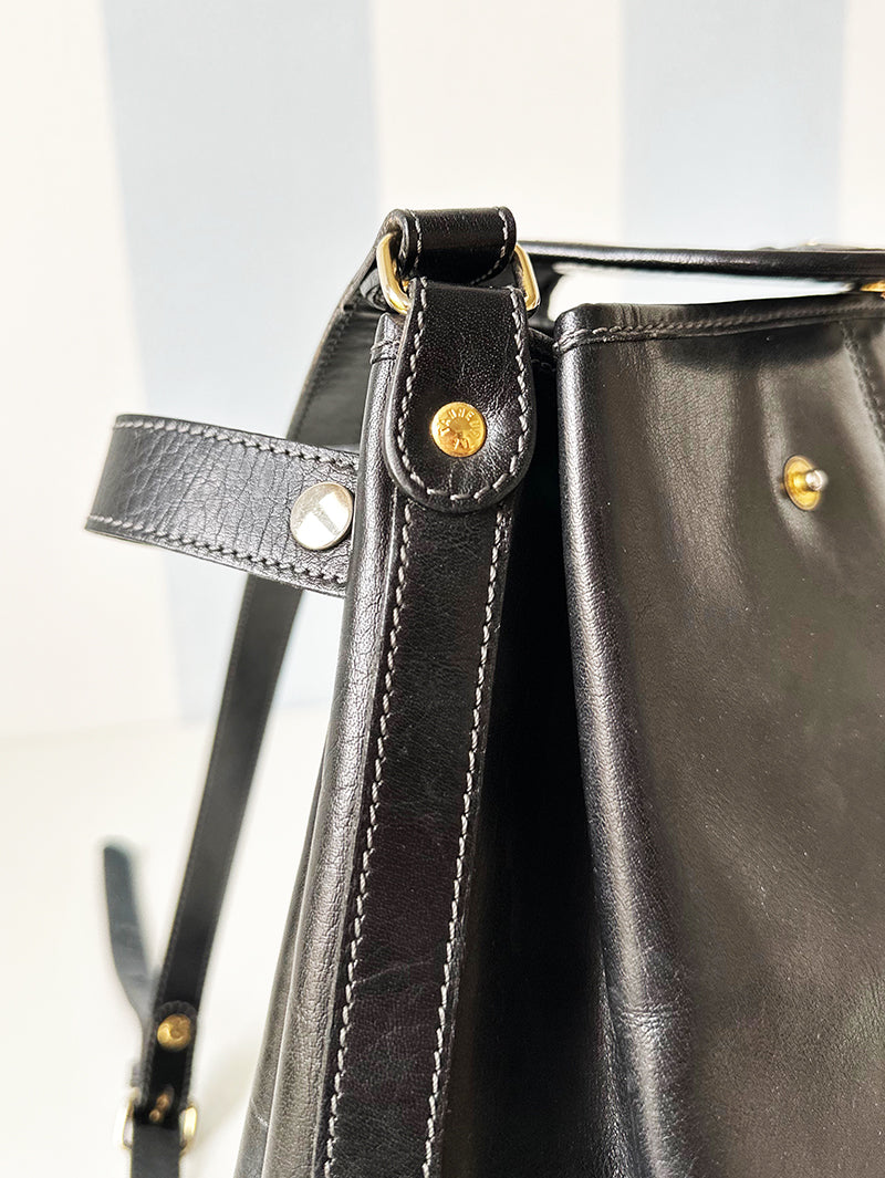 Zwarte leren buideltas