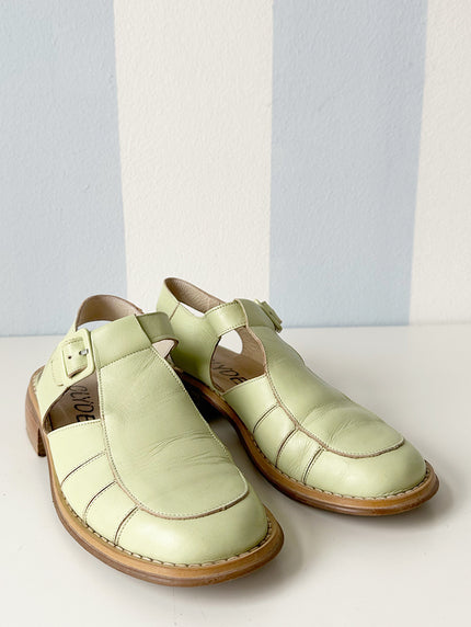 Lichtgroene leren sandalen | 37