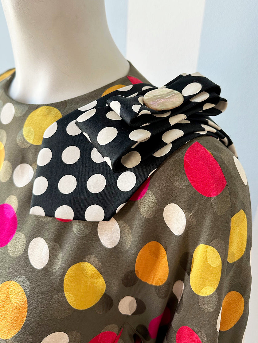 Zijden polkadot jurk