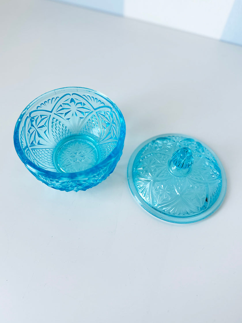 Blauwe glazen bonbonnière