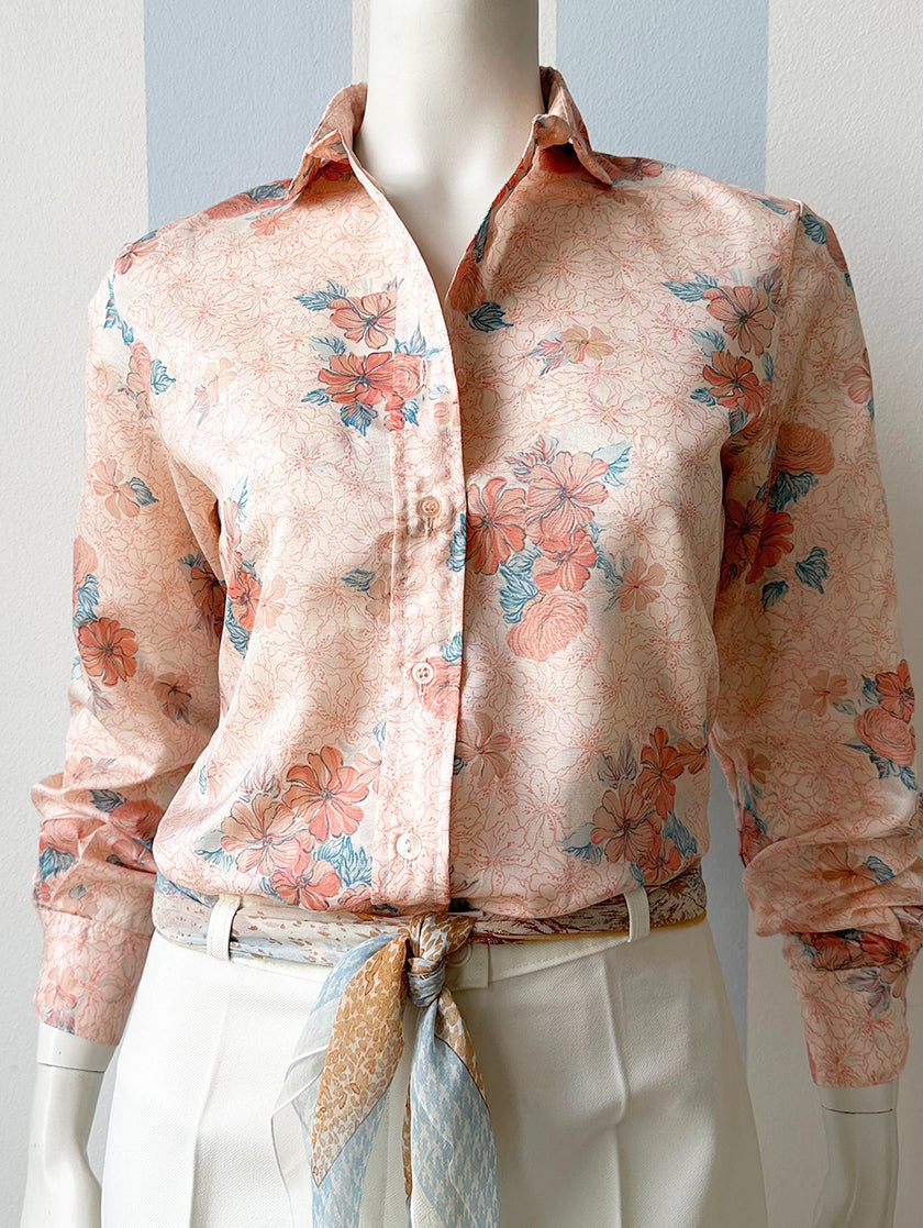 Roze floral blouse