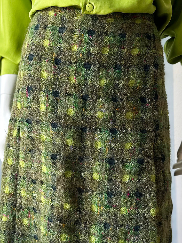 Groen bouclé plooirokje