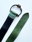 Groene leren ceintuur met Akar Bahar