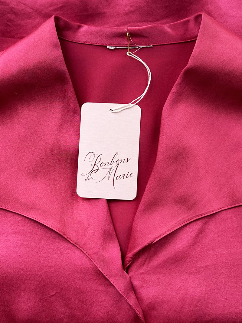 Donkerroze zijden blouse