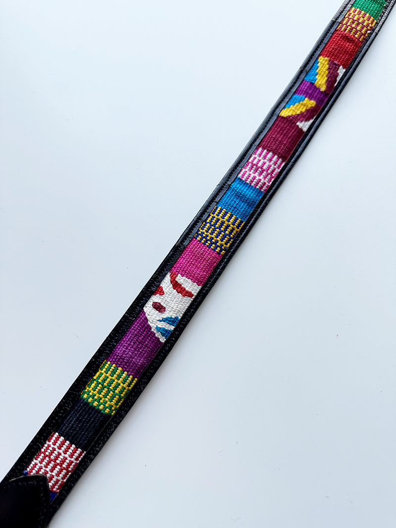 Leren ceintuur met multicolour weefsel