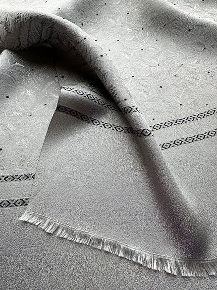 Zilver/grijze lange sjaal