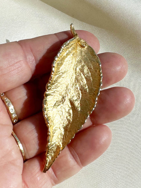 Gouden blad broche