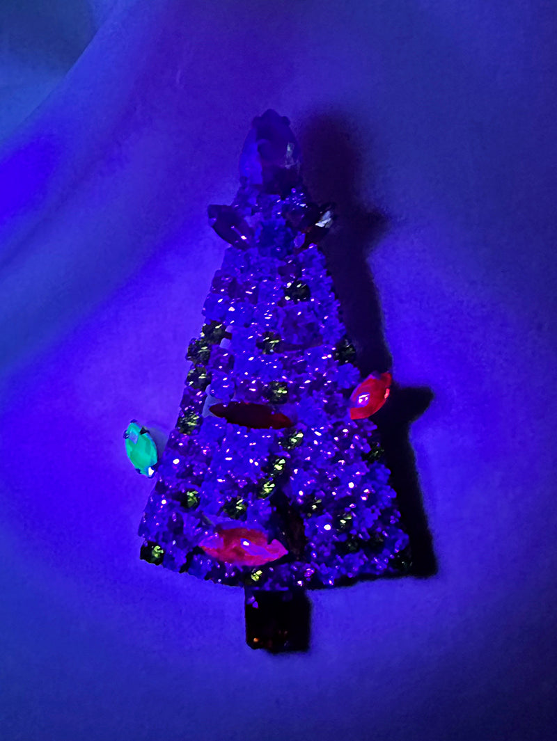 Kristalglazen kerstboombroche met uraniumglas