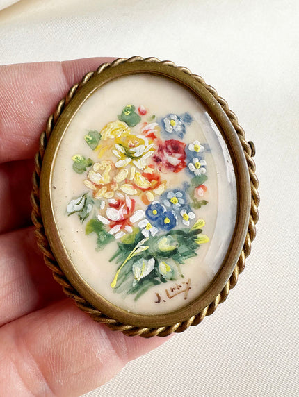 Franse broche met handgeschilderd bloemenboeket