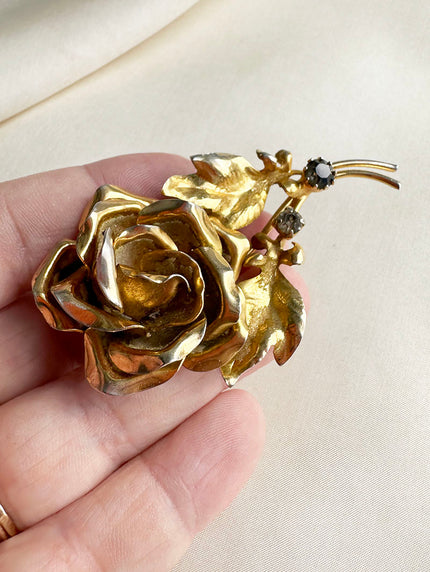 Grote gouden roos broche