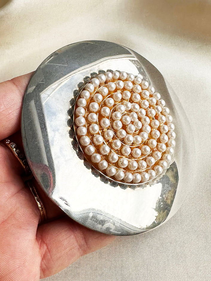 Zeer grote designer broche