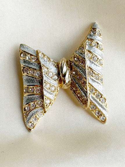 Strik broche met strass