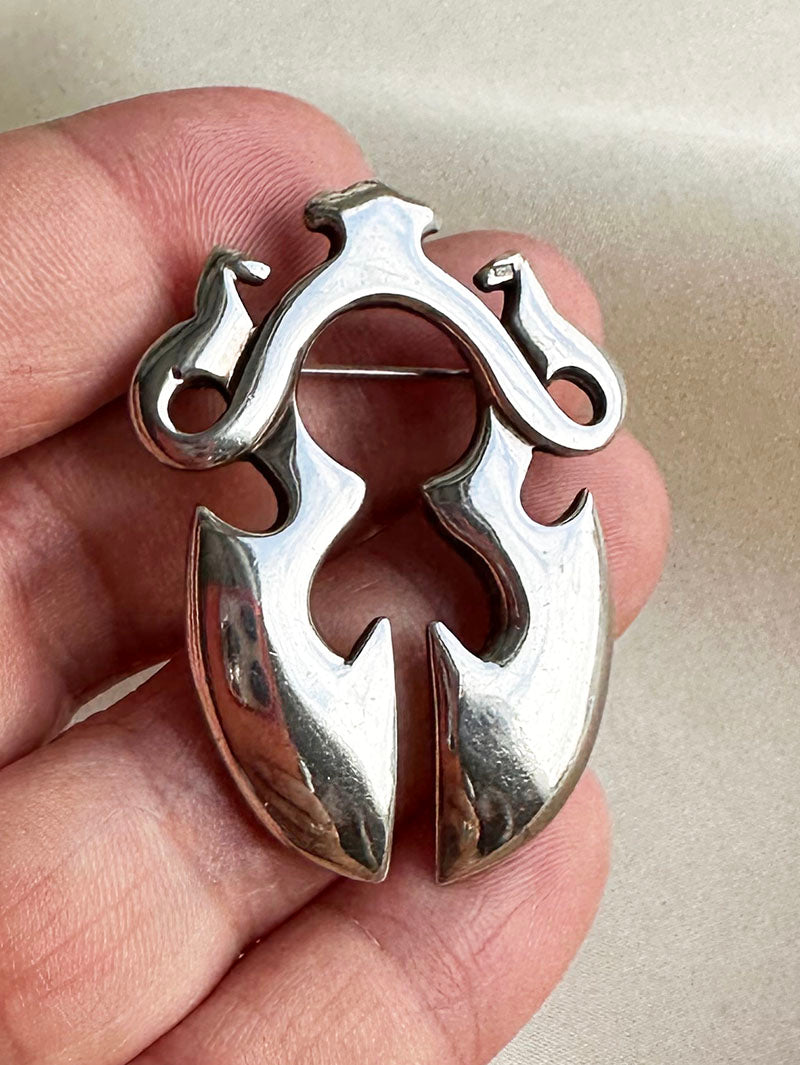 Zilveren broche