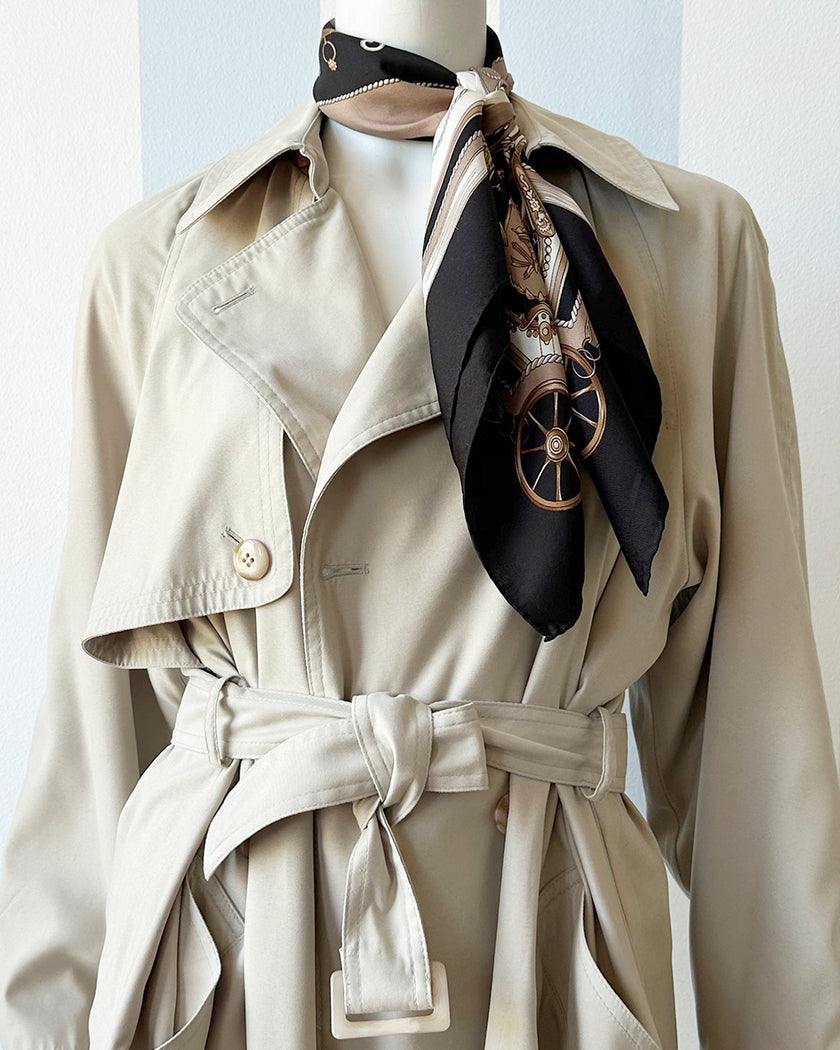 Ecru trenchcoat